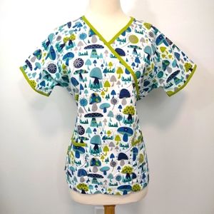 UA scrub top small Mushrooms faux wrap